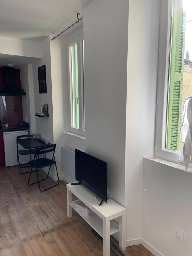 Charmant Studio Proche Centre Ville Et Gare Lourdes Exterior foto